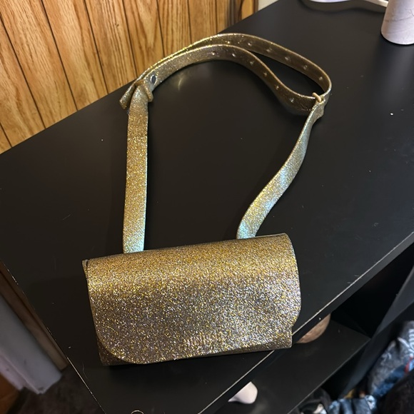 Melissa - Gold Fanny Pack - Picture 2 of 4